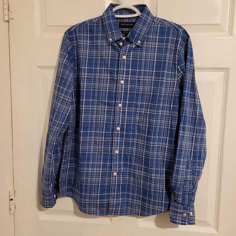 Banana Republic men's long sleeve button up shirt
